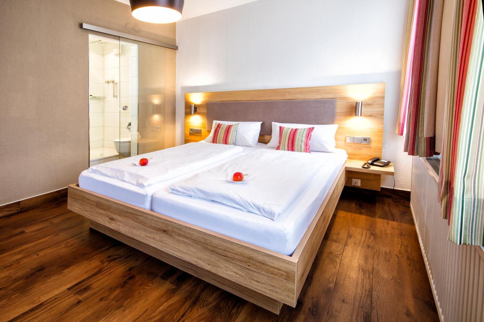 Hotel Widmann'S Loewen à Königsbronn Extérieur photo